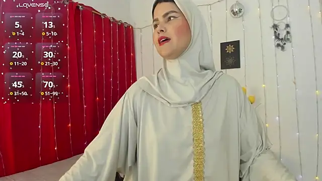 Snapshot of AishaAmin_ chatting on February 5, 2026, 12:45 pm AishaAmin online show from February 5, 2026, 12:45 pm