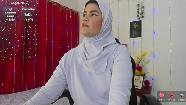 Snapshot of AishaAmin_ chatting on April 21, 2026, 12:12 pm AishaAmin online show from April 21, 2026, 12:12 pm