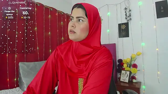 Snapshot of AishaAmin_ chatting on May 6, 2026, 12:09 pm AishaAmin online show from May 6, 2026, 12:09 pm