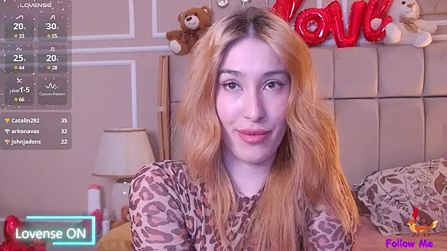 Snapshot of SerenaBennet chatting on February 25, 2025, 8:32 pm SerenaBennet online show from February 25, 2025, 8:32 pm