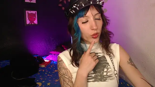 Snapshot of niakat_ chatting on February 4, 2026, 9:21 pm niakat online show from February 4, 2026, 9:21 pm