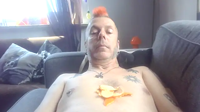 SHARPSkinhead online show from May 14, 2026, 12:57 pm