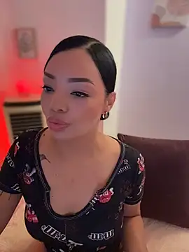 Snapshot of Sara_LipsX chatting on January 9, 2026, 1:01 am Sara LipsX online show from January 9, 2026, 1:01 am