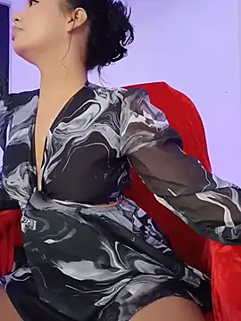 Snapshot of Sara_LipsX chatting on November 30, 2025, 2:45 am Sara LipsX online show from November 30, 2025, 2:45 am