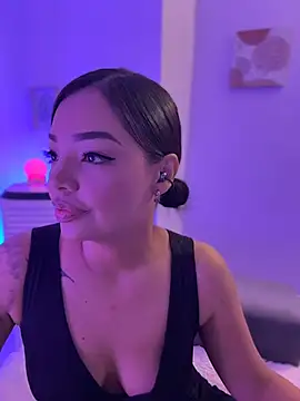 Snapshot of Sara_LipsX chatting on December 23, 2025, 3:39 am Sara LipsX online show from December 23, 2025, 3:39 am