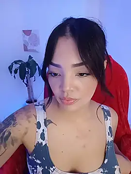 Snapshot of Sara_LipsX chatting on November 27, 2025, 12:44 am Sara LipsX online show from November 27, 2025, 12:44 am