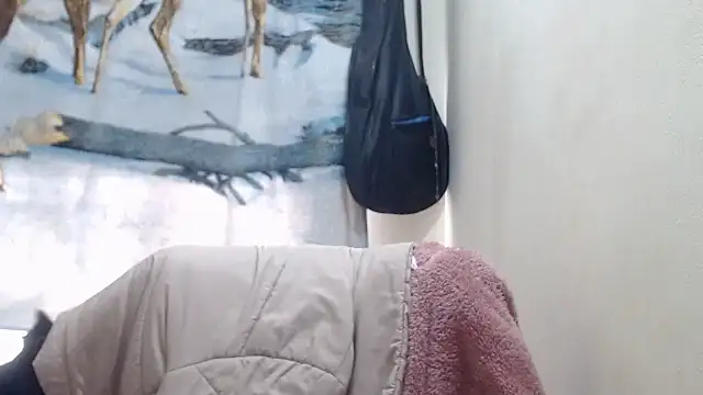 Snapshot of electra-mommy chatting on March 5, 2025, 2:45 pm electra-mommy online show from March 5, 2025, 2:45 pm