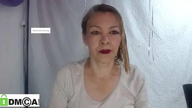 Snapshot of electra-mommy chatting on April 28, 2026, 12:09 pm electra-mommy online show from April 28, 2026, 12:09 pm