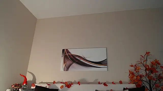 Snapshot of Emilly_angel chatting on February 20, 2025, 8:14 pm Emilly angel online show from February 20, 2025, 8:14 pm