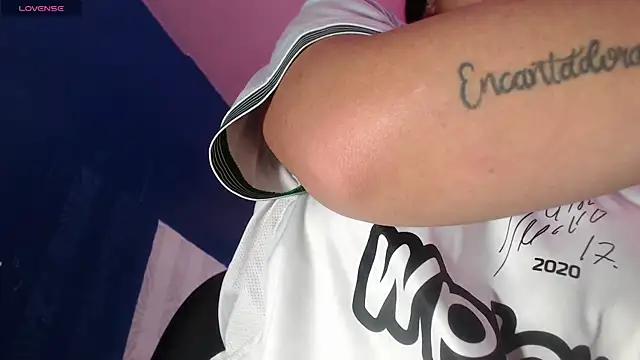 Snapshot of vitoria23_ chatting on April 30, 2026, 1:51 pm vitoria23 online show from April 30, 2026, 1:51 pm
