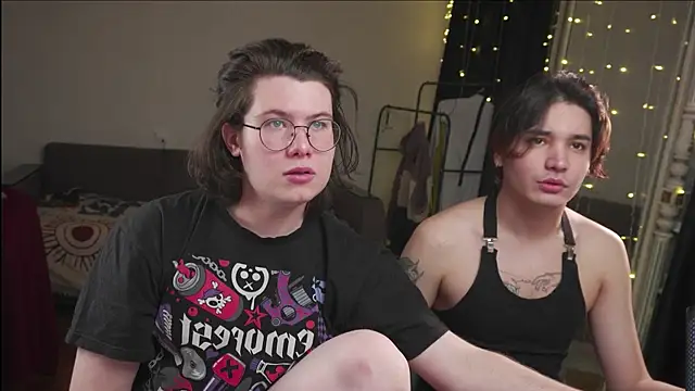 Snapshot of cherrydany chatting on February 5, 2026, 3:41 pm cherrydany online show from February 5, 2026, 3:41 pm