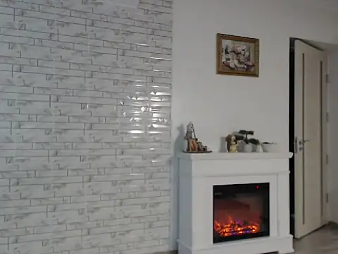 Snapshot of _JustmeHere_ chatting on October 22, 2025, 7:02 pm JustmeHere online show from October 22, 2025, 7:02 pm