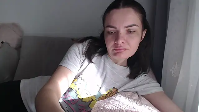 Snapshot of _JustmeHere_ chatting on December 15, 2025, 10:21 am JustmeHere online show from December 15, 2025, 10:21 am