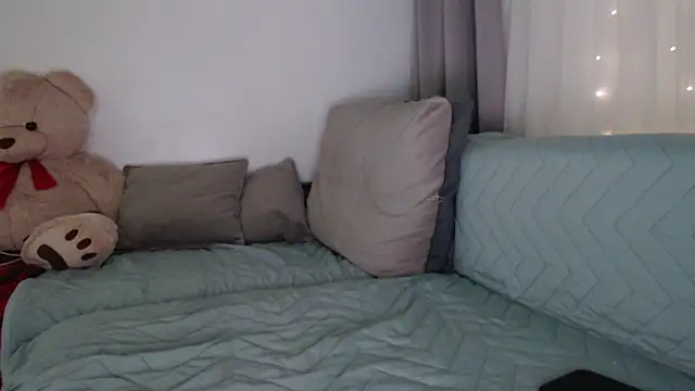 Snapshot of _JustmeHere_ chatting on November 12, 2025, 8:45 pm JustmeHere online show from November 12, 2025, 8:45 pm