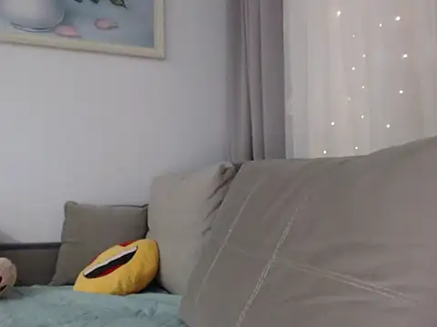 Snapshot of _JustmeHere_ chatting on November 15, 2025, 9:08 pm JustmeHere online show from November 15, 2025, 9:08 pm