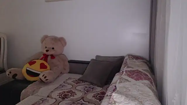 Snapshot of _JustmeHere_ chatting on November 27, 2025, 8:48 am JustmeHere online show from November 27, 2025, 8:48 am