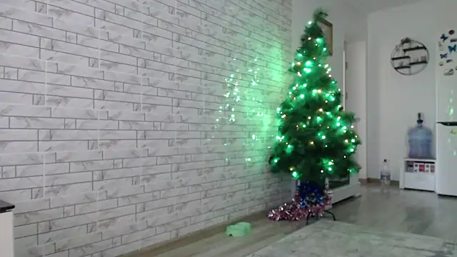 Snapshot of _JustmeHere_ chatting on November 13, 2025, 12:53 pm JustmeHere online show from November 13, 2025, 12:53 pm