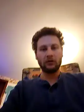 Snapshot of Seymour93 chatting on January 4, 2025, 11:48 pm Seymour93 online show from January 4, 2025, 11:48 pm