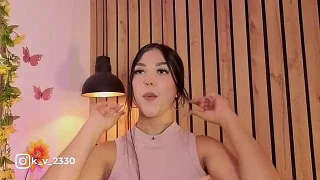 sofiesoft online show from March 27, 2026, 8:10 pm