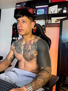 Snapshot of darmod chatting on October 3, 2025, 9:22 am darmod online show from October 3, 2025, 9:22 am