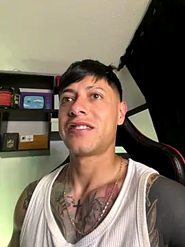 Snapshot of darmod chatting on October 11, 2025, 10:38 am darmod online show from October 11, 2025, 10:38 am