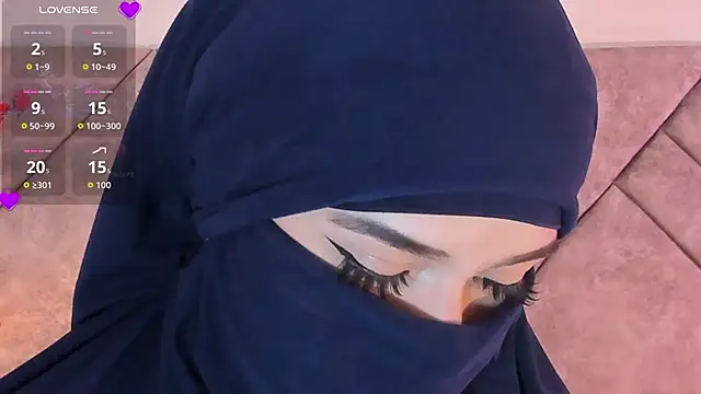 Snapshot of anna-henao chatting on November 24, 2025, 7:25 pm anna-henao online show from November 24, 2025, 7:25 pm