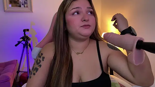 Snapshot of SweetPaige_ chatting on March 24, 2026, 1:22 pm SweetPaige online show from March 24, 2026, 1:22 pm