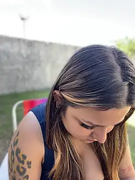 Snapshot of SweetPaige_ chatting on April 10, 2026, 12:34 pm SweetPaige online show from April 10, 2026, 12:34 pm