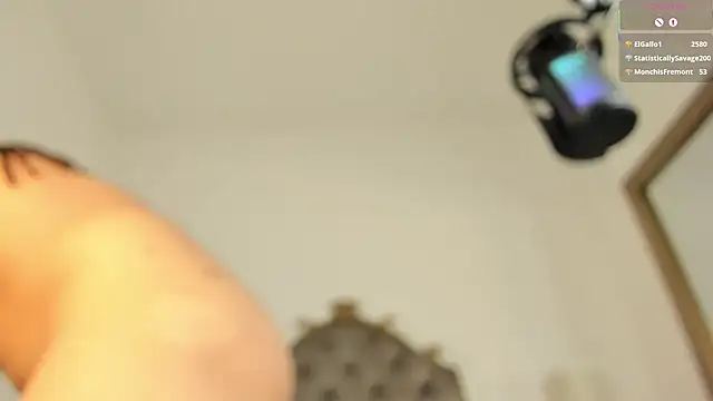 Snapshot of Pushaina__ chatting on March 11, 2025, 6:52 am Pushaina online show from March 11, 2025, 6:52 am