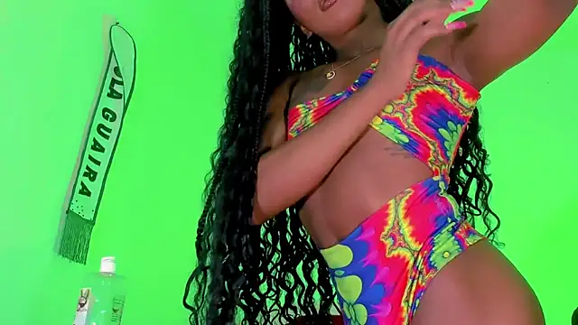 naomy  xx online show from September 23, 2025, 2:40 am