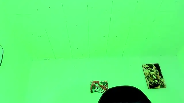 naomy  xx online show from October 8, 2025, 3:19 am