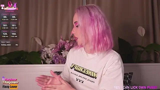 Snapshot of Flexy_Lover chatting on November 2, 2025, 3:06 pm Flexy Lover online show from November 2, 2025, 3:06 pm