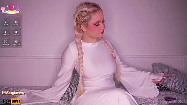 Snapshot of Flexy_Lover chatting on February 16, 2026, 2:27 pm Flexy Lover online show from February 16, 2026, 2:27 pm