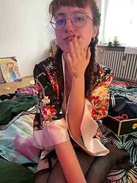  foxygirl  online show from October 21, 2025, 10:58 am