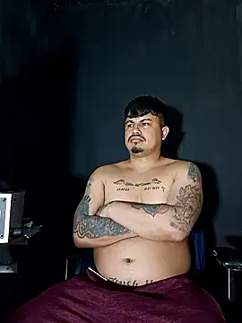 Snapshot of DickMasterfindom chatting on January 7, 2026, 11:10 pm DickMasterfindom online show from January 7, 2026, 11:10 pm