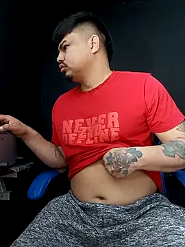 Snapshot of DickMasterfindom chatting on February 26, 2026, 3:17 am DickMasterfindom online show from February 26, 2026, 3:17 am