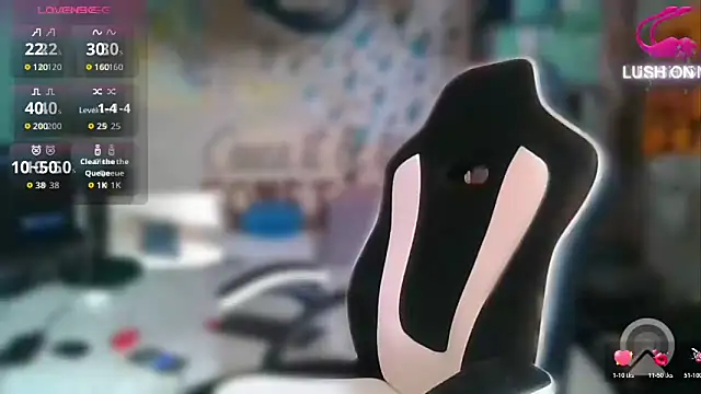 Snapshot of Cloud_Master9 chatting on March 21, 2026, 8:35 pm Cloud Master9 online show from March 21, 2026, 8:35 pm