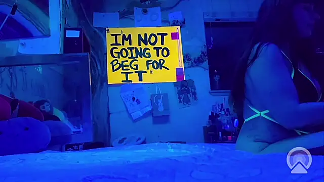 Snapshot of Cloud_Master9 chatting on April 14, 2026, 12:10 pm Cloud Master9 online show from April 14, 2026, 12:10 pm