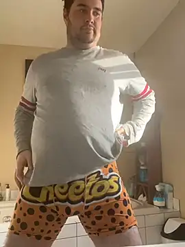 Snapshot of Bryan_Steel17 chatting on February 10, 2025, 8:00 pm Bryan Steel17 online show from February 10, 2025, 8:00 pm