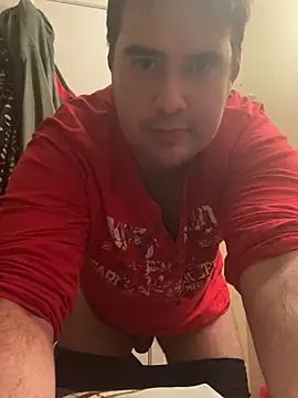 Snapshot of Bryan_Steel17 chatting on February 12, 2025, 11:30 pm Bryan Steel17 online show from February 12, 2025, 11:30 pm