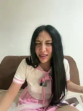 LunaAurora3 online show from July 17, 2026, 6:21 am