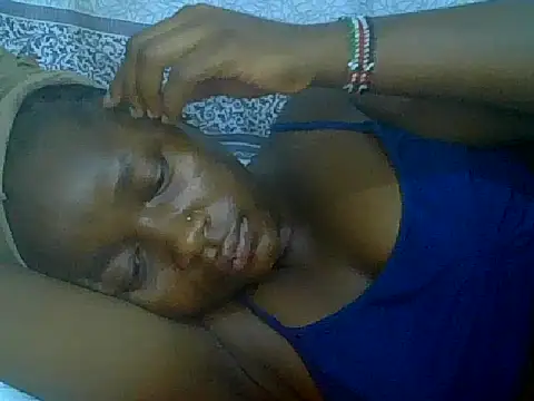 Snapshot of pretty_nanah chatting on October 21, 2025, 11:15 pm pretty nanah online show from October 21, 2025, 11:15 pm