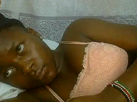 Snapshot of pretty_nanah chatting on October 9, 2025, 10:43 pm pretty nanah online show from October 9, 2025, 10:43 pm