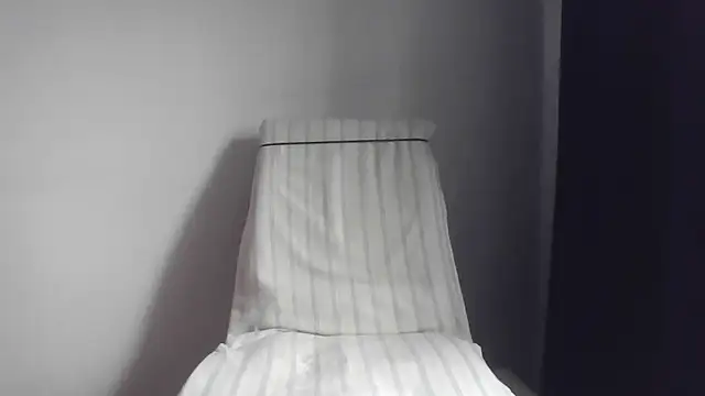 Snapshot of fl3xxx1 chatting on December 1, 2025, 10:38 am fl3xxx1 online show from December 1, 2025, 10:38 am