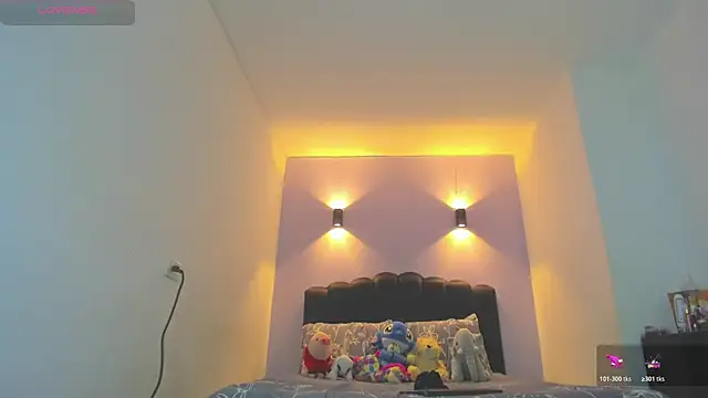 Snapshot of Sofia_Clauss_ chatting on May 20, 2026, 4:09 am Sofia Clauss online show from May 20, 2026, 4:09 am