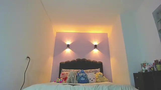 Snapshot of Sofia_Clauss_ chatting on April 26, 2026, 4:10 am Sofia Clauss online show from April 26, 2026, 4:10 am