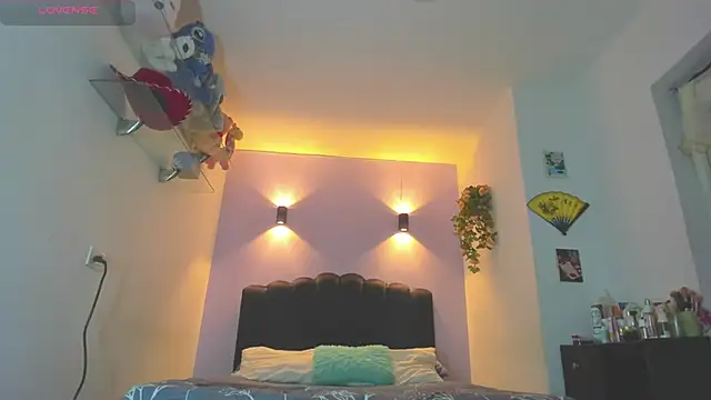 Snapshot of Sofia_Clauss_ chatting on May 30, 2026, 4:30 am Sofia Clauss online show from May 30, 2026, 4:30 am
