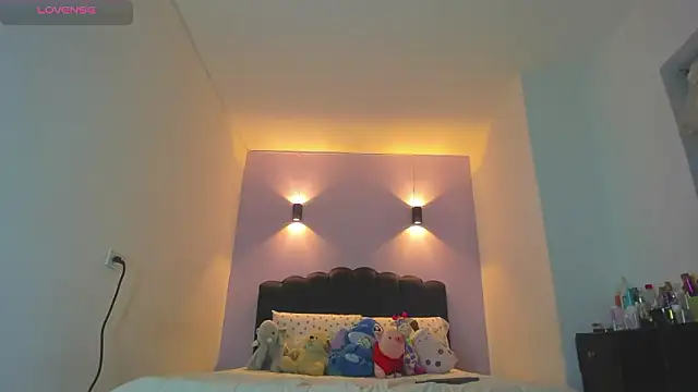 Sofia Clauss  online show from March 5, 2026, 4:20 am