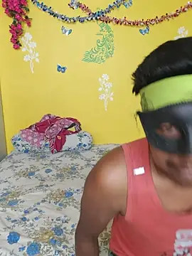 Snapshot of OrgsmMust chatting on April 16, 2026, 6:19 pm OrgsmMust online show from April 16, 2026, 6:19 pm