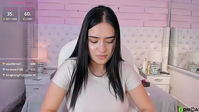 Snapshot of Yaaky_ chatting on February 18, 2025, 12:15 am Yaaky online show from February 18, 2025, 12:15 am